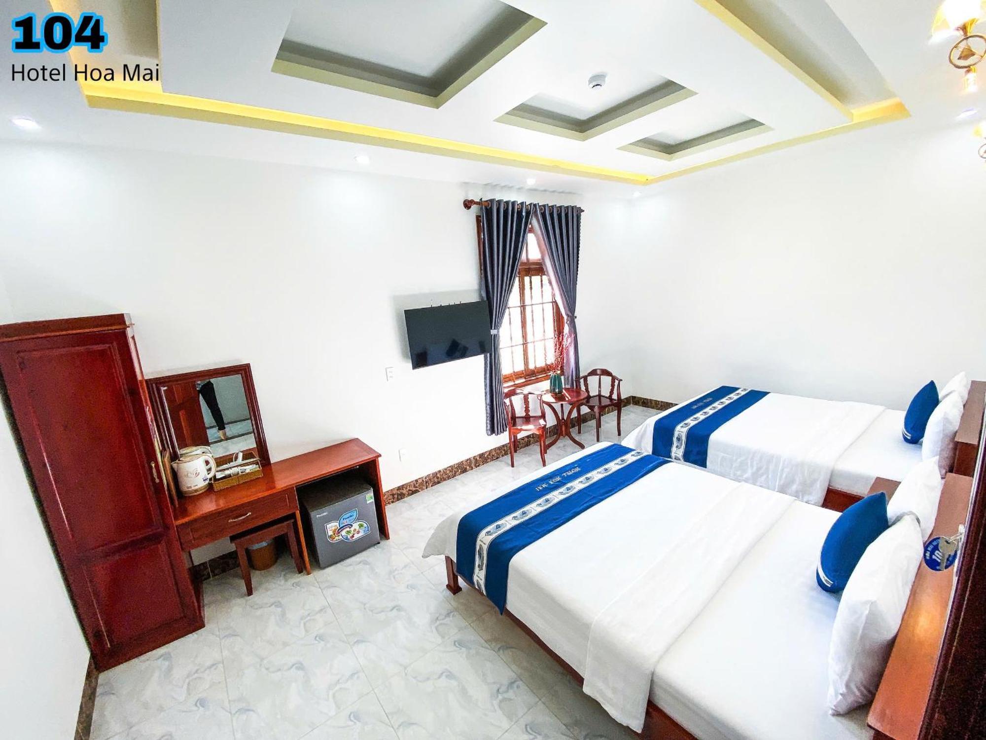 Hotel Hoa Mai CON DAO Buitenkant foto